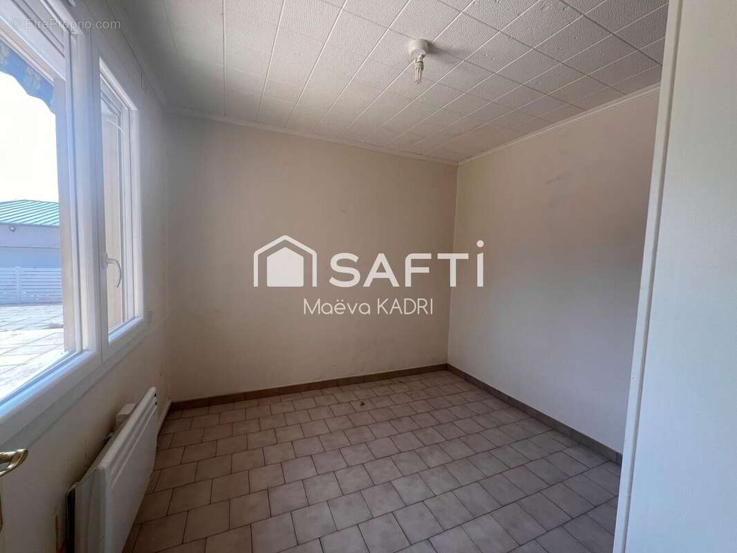 Photo 4 - Maison à LA MOTTE-DE-GALAURE