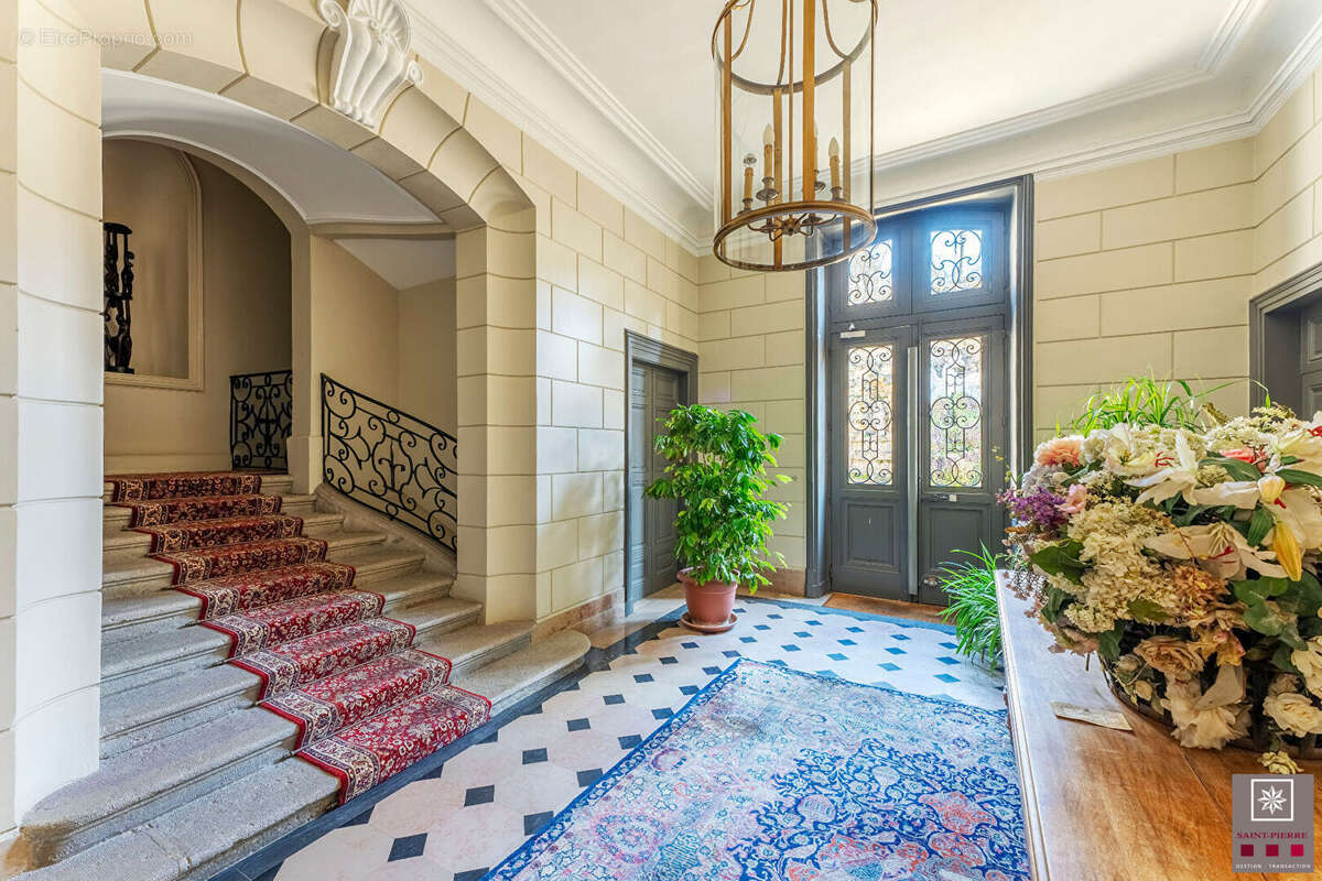 Appartement à CALUIRE-ET-CUIRE