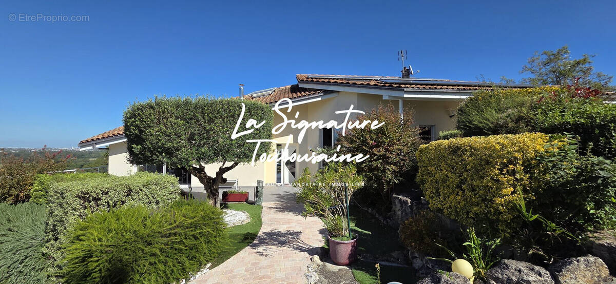 Maison à LACROIX-FALGARDE