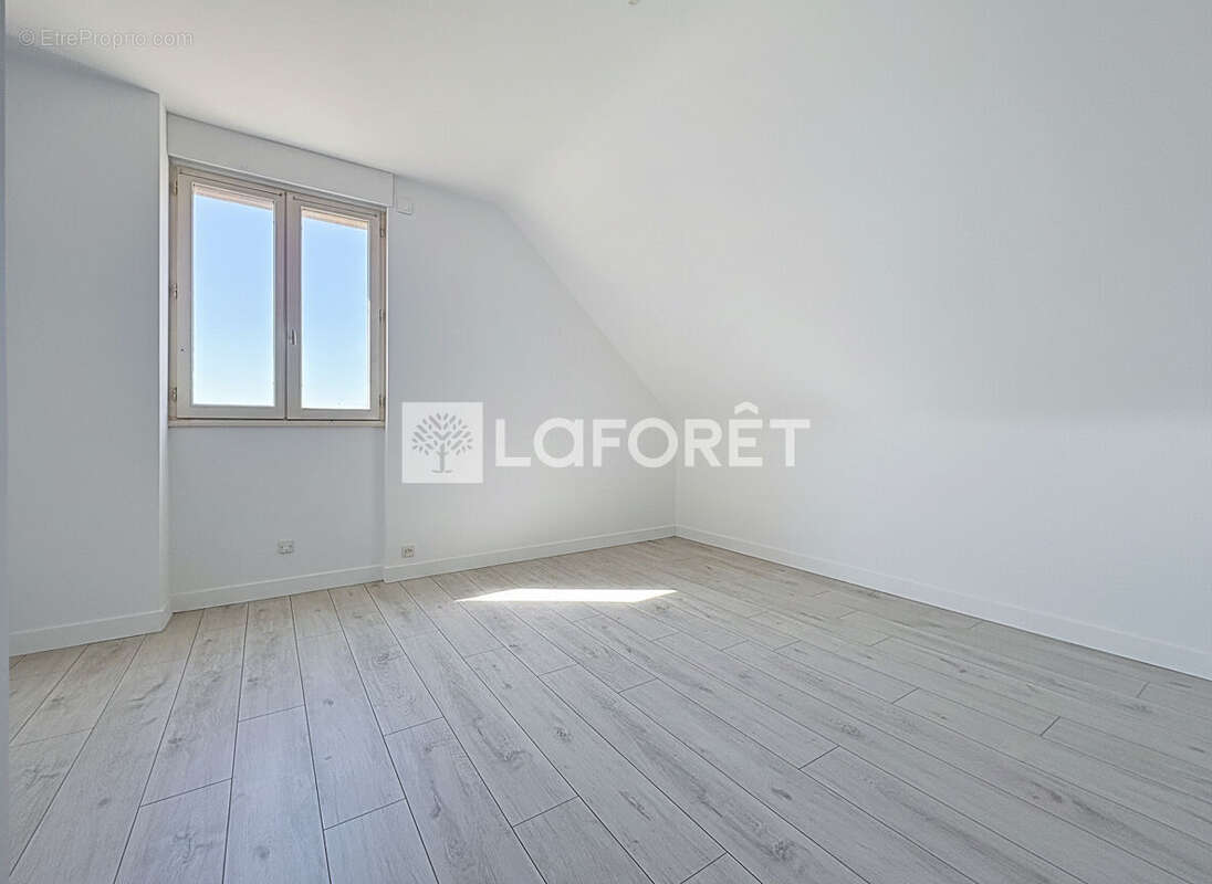 Maison Saint Martin Sur Oust 6 pièce(s) 171 m2 - photo 7