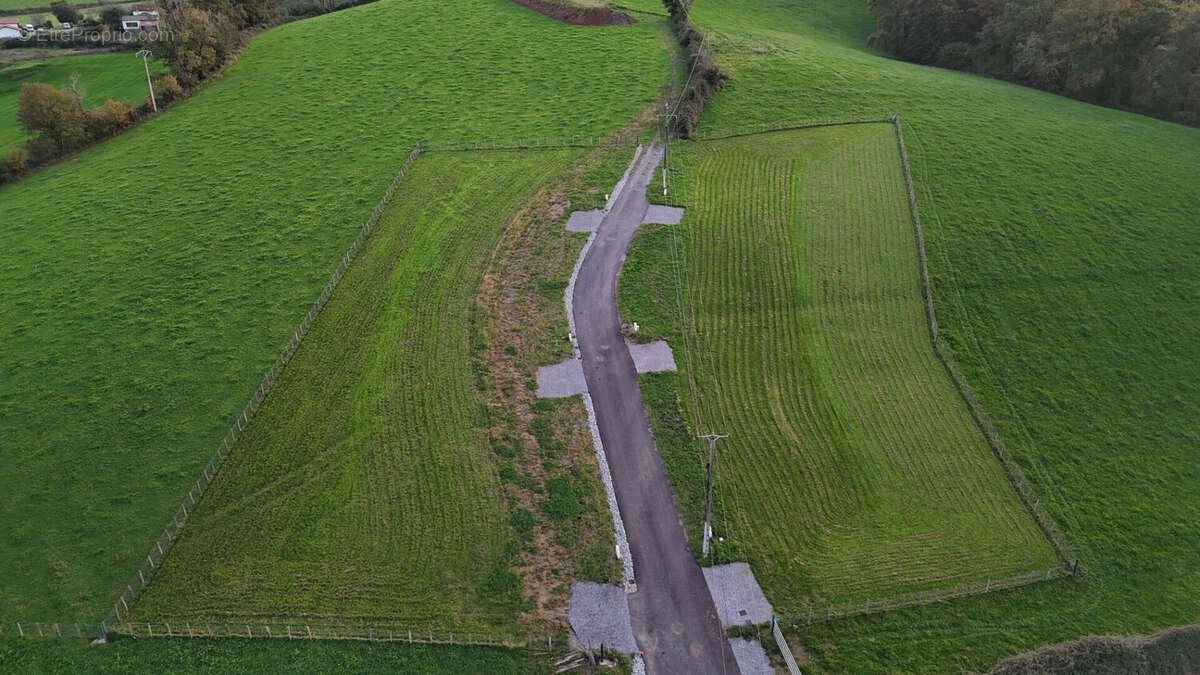 Terrain à HASPARREN