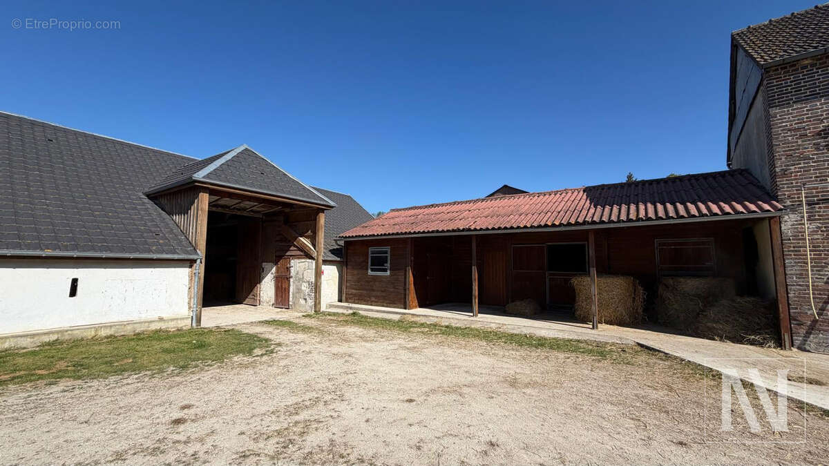 Maison à DIERREY-SAINT-JULIEN