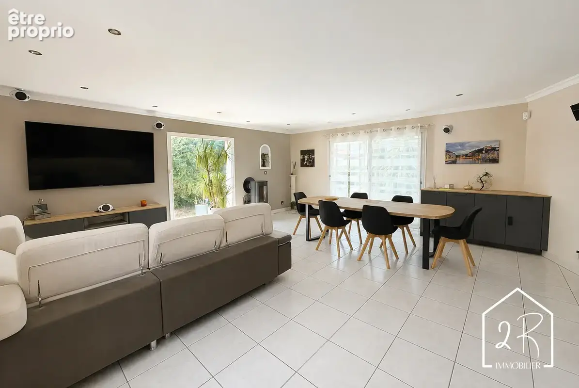 Maison individuelle 126 m2 avec garage et piscine - photo 9