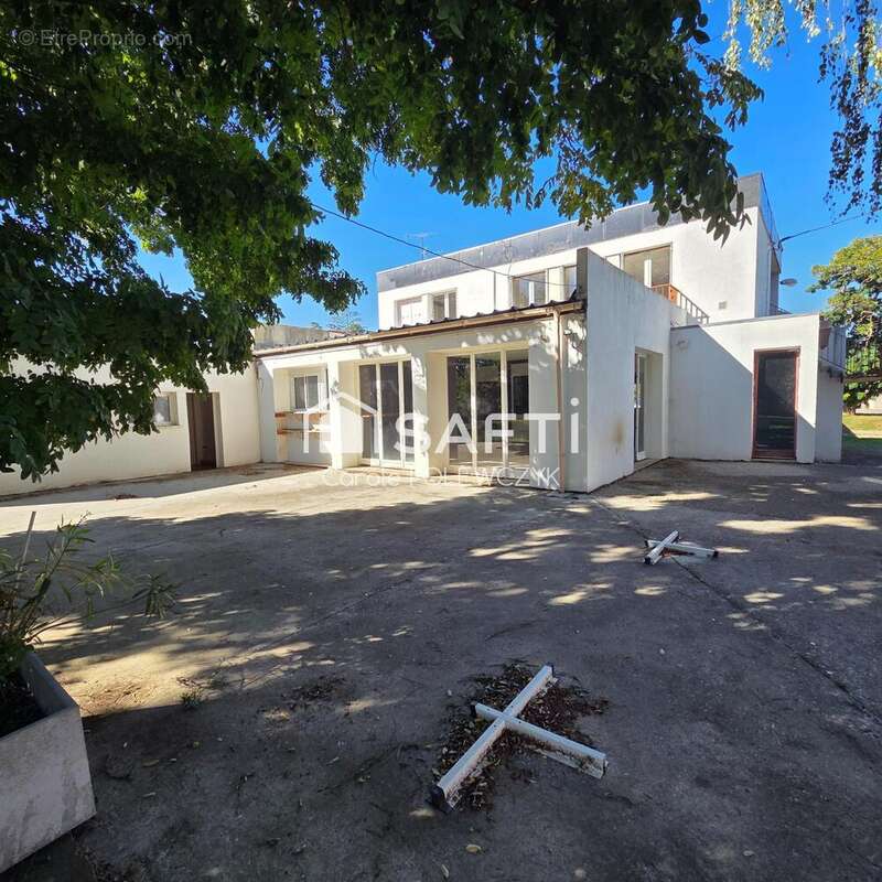 Photo 2 - Maison à SAINT-JEAN-DU-FALGA