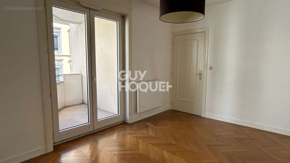 Appartement à LYON-6E