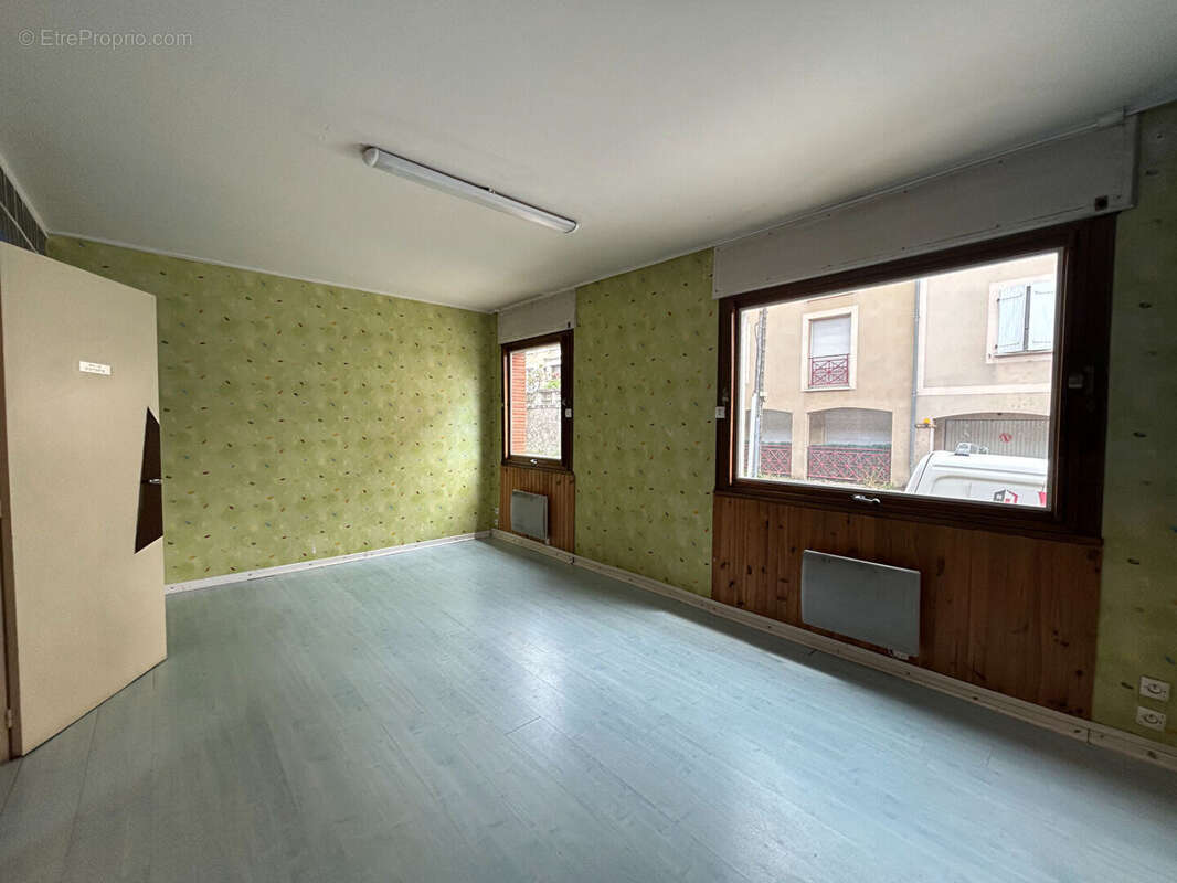 Local de 76 m² au fort potentiel mixte - Figeac Centre - photo 14