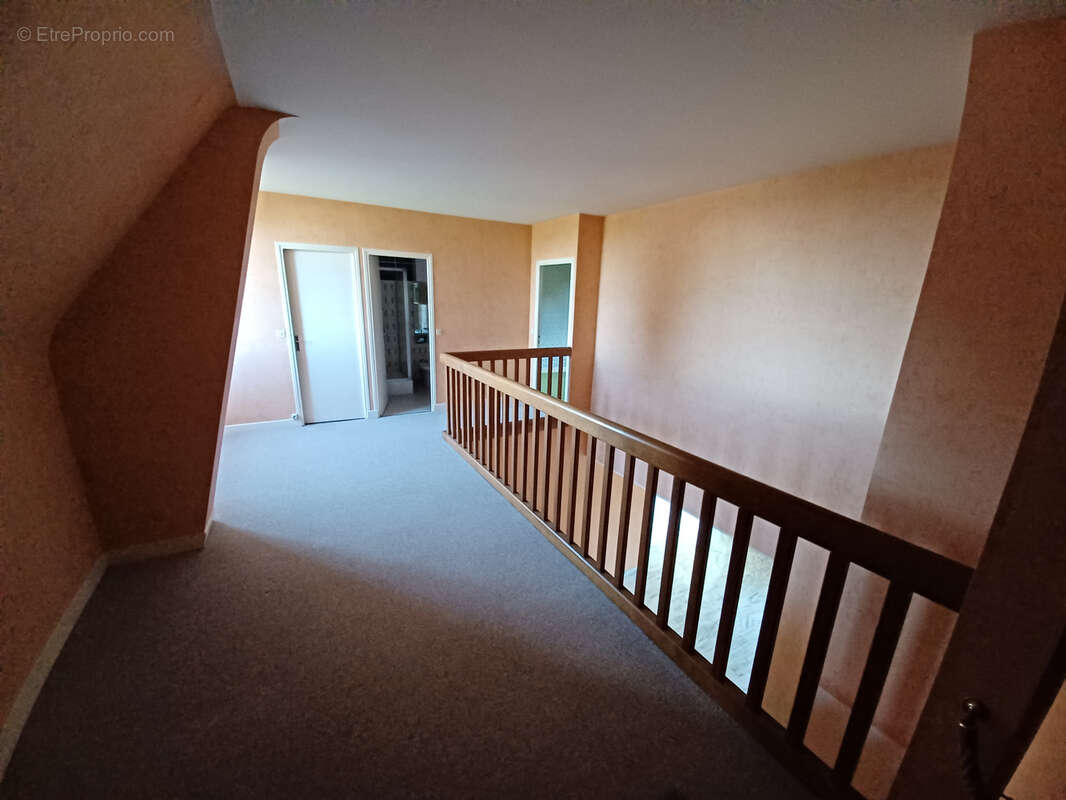 Maison à POUILLY-SUR-LOIRE