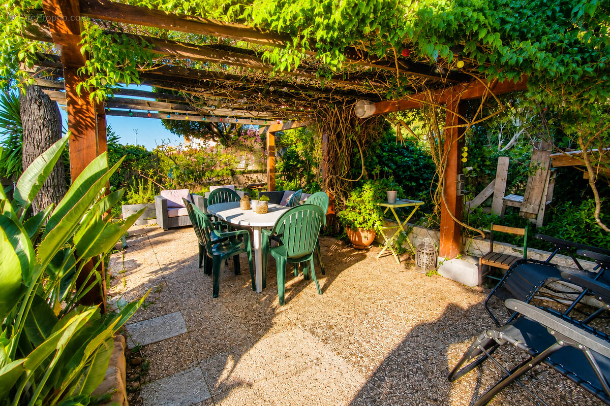 Appartement à SAINT-MANDRIER-SUR-MER