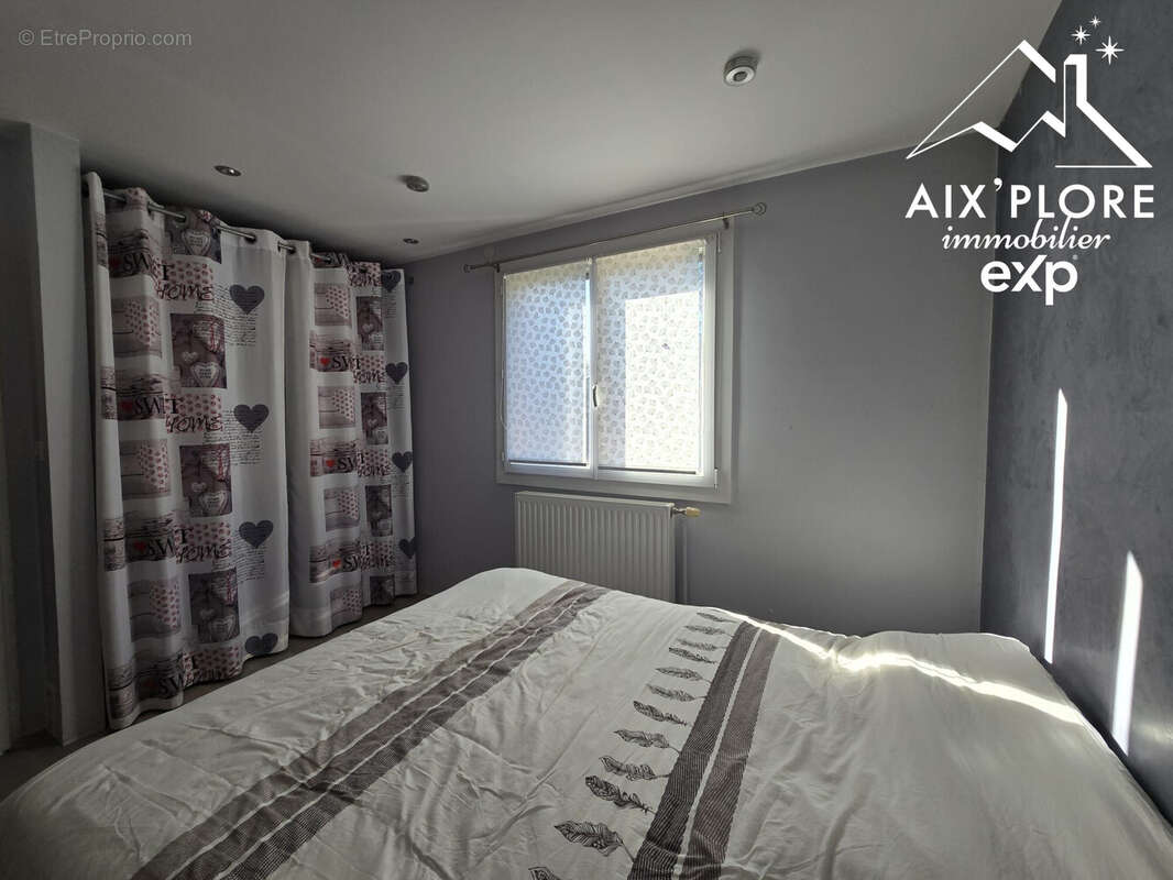 Maison 153 m² à Challes-Les-Eaux  - photo 9