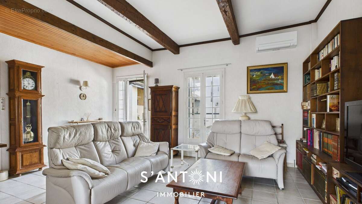 Maison à SERVIAN
