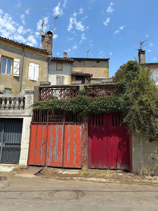 Maison à AIRE-SUR-L'ADOUR