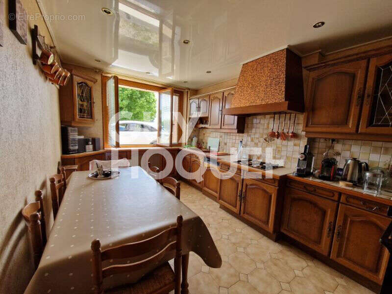 Maison à COURSON-LES-CARRIERES