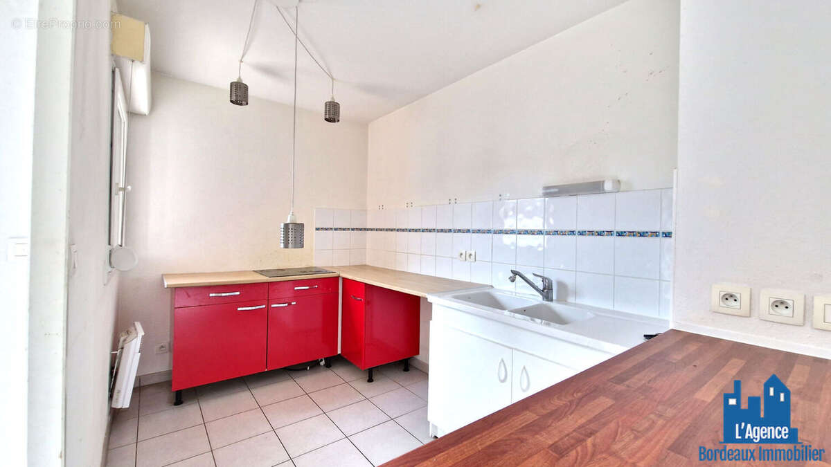 Appartement à AMBARES-ET-LAGRAVE