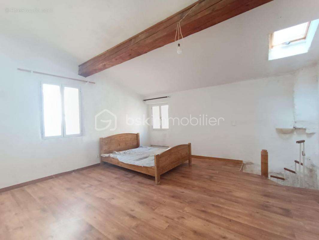 Maison à MONTESQUIEU-DES-ALBERES