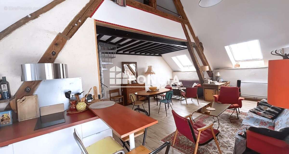 Maison de caractère en pierre avec jardin clos, studio indépendant et dépendances : un lieu de vie authentique aux multiples pos - photo 12