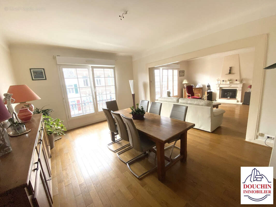 Appartement à ABBEVILLE
