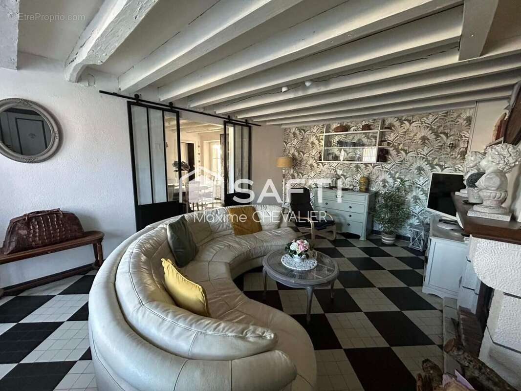 Maison 312 m² à Nohant-Vic  - photo 4