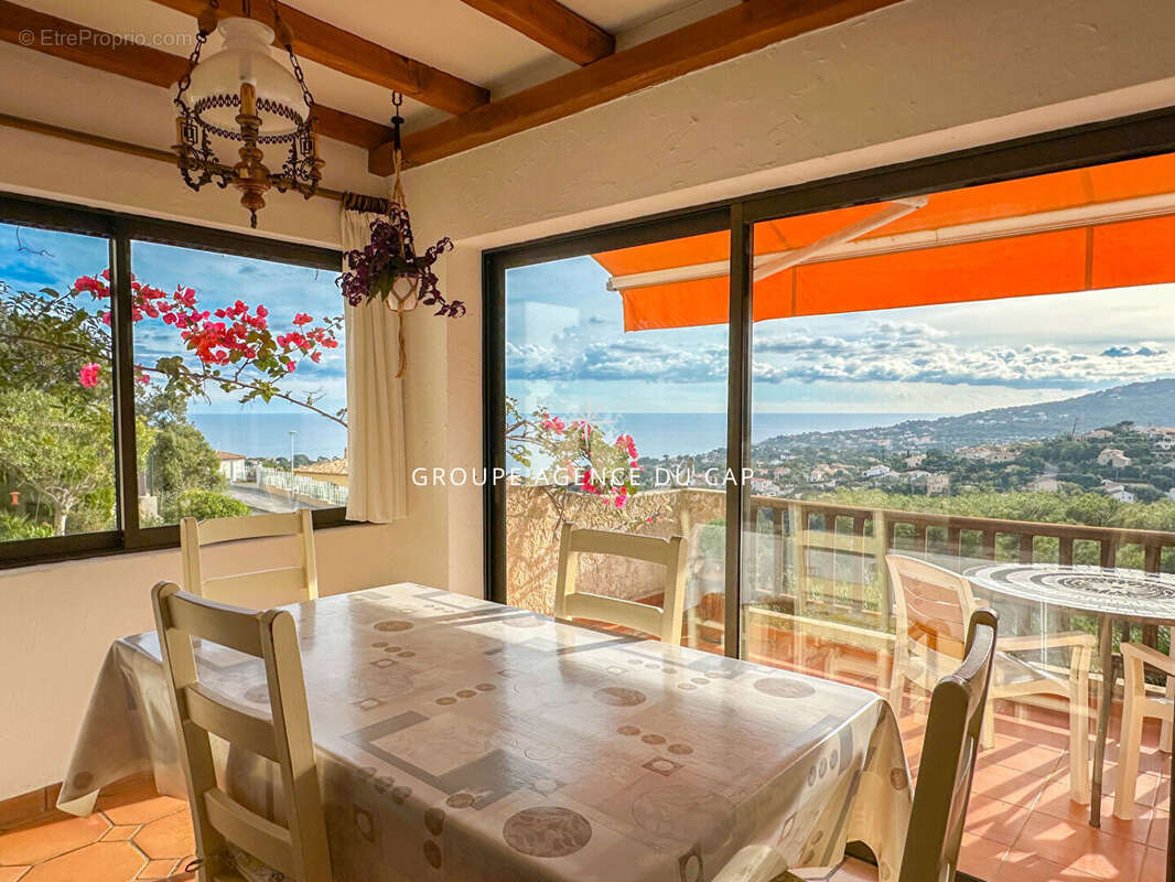 Maison à LES ISSAMBRES