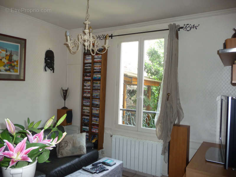 Charmante maison de ville à Pierrelaye, entre histoire et modernité - photo 4