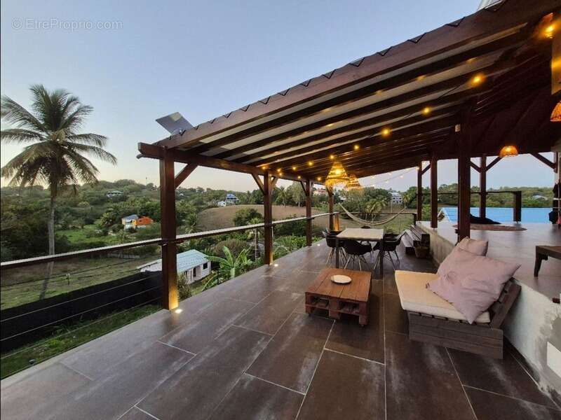 Maison à SAINTE-ANNE