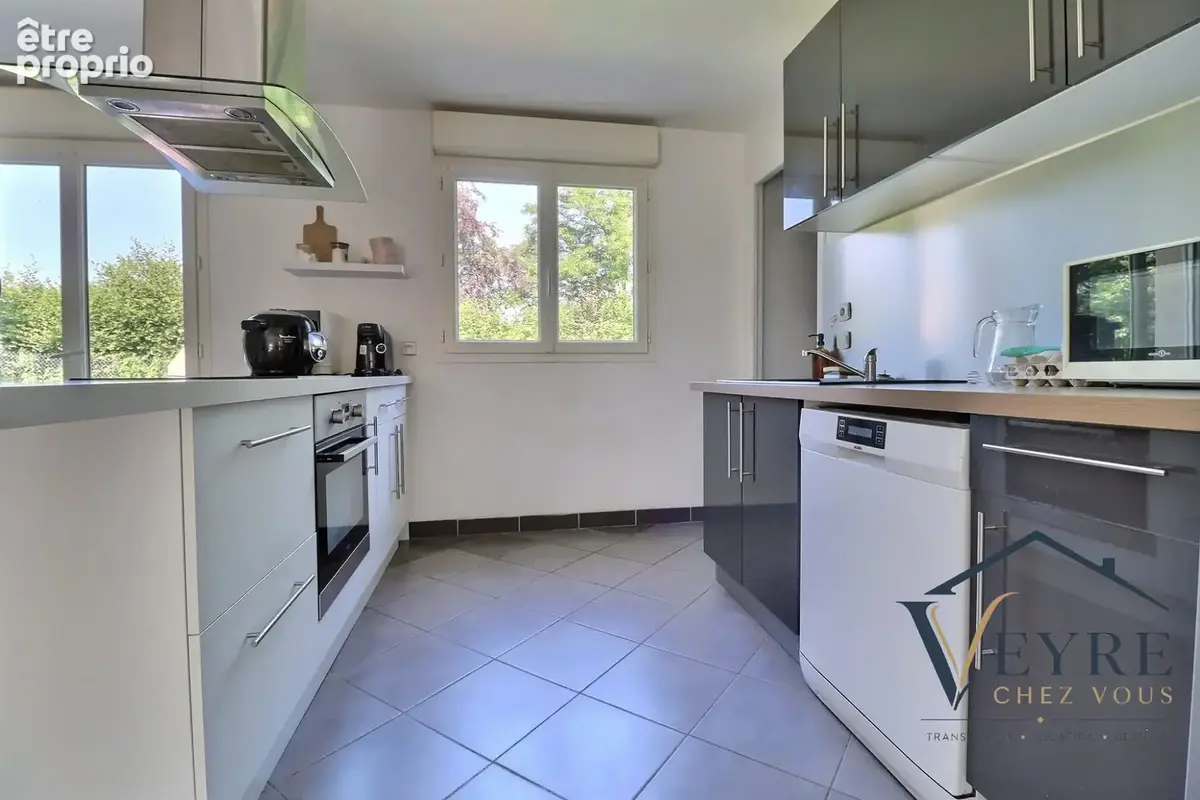 Maison 5 pièces 103 m² à vendre à Bongheat (63160) - photo 2