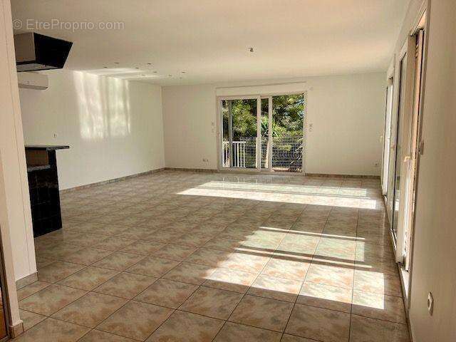 Maison 152 m² à Sigean  - photo 2