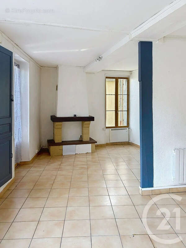 Maison à CHEMILLY-SUR-YONNE
