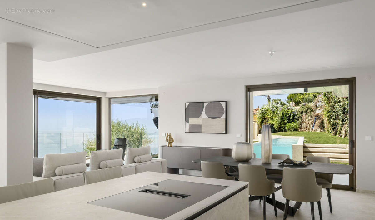 Maison à ROQUEBRUNE-CAP-MARTIN