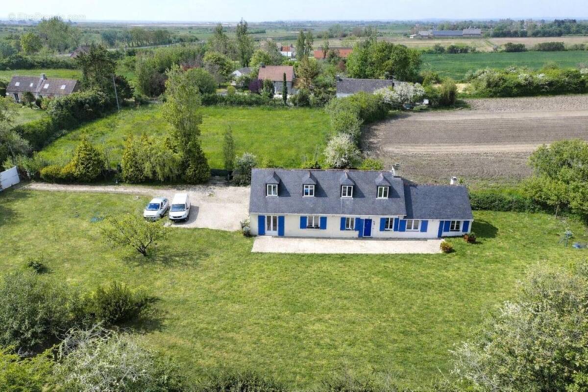 Photo 1 - Maison à SURVILLE