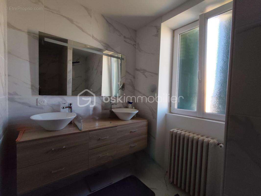  Maison familiale rénovée – 8 pièces – 150 m² – Secteur calme - photo 18