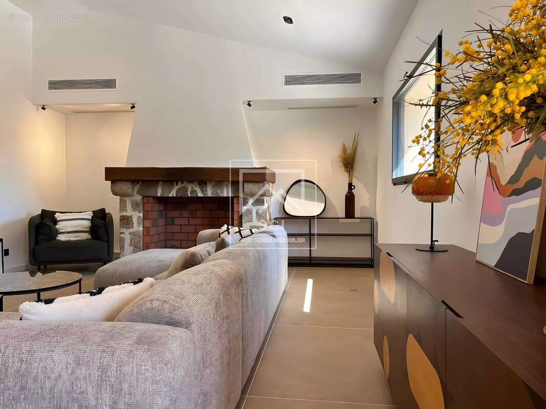 Maison à PORTO-VECCHIO