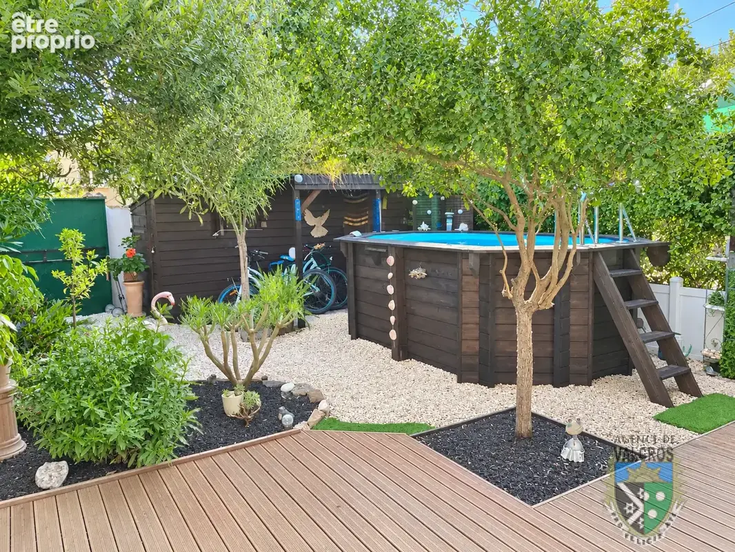 Appartement à LA LONDE-LES-MAURES