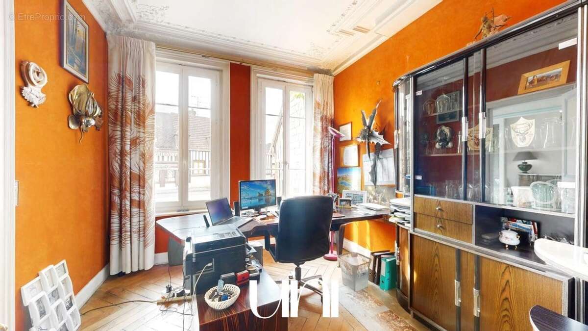 Maison à MEZIDON-CANON