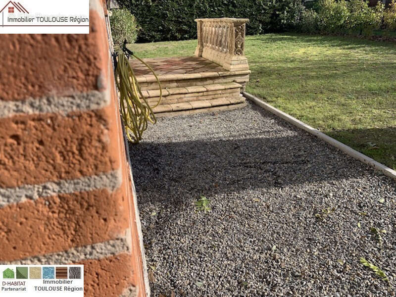 Maison à CASTELGINEST