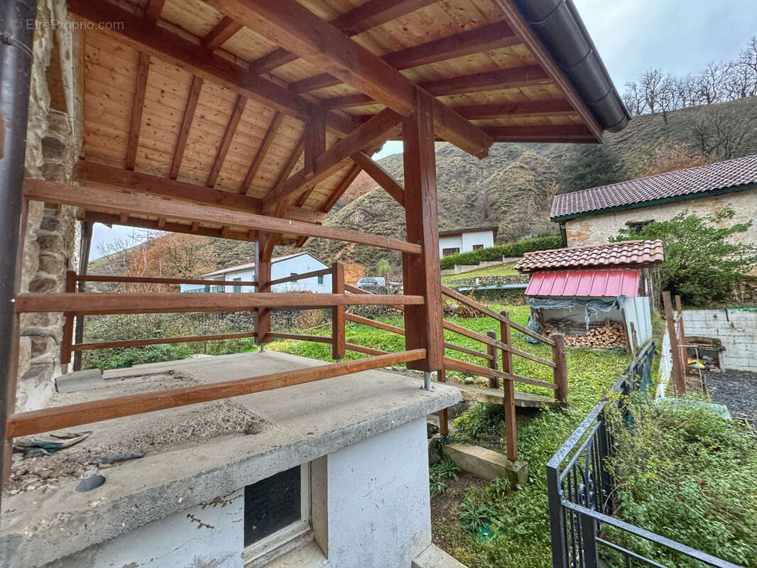 Maison mitoyenne en pierre à Urepel - photo 16