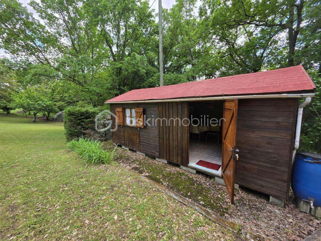 Maison à SAINTE-COLOMBE-EN-BRUILHOIS