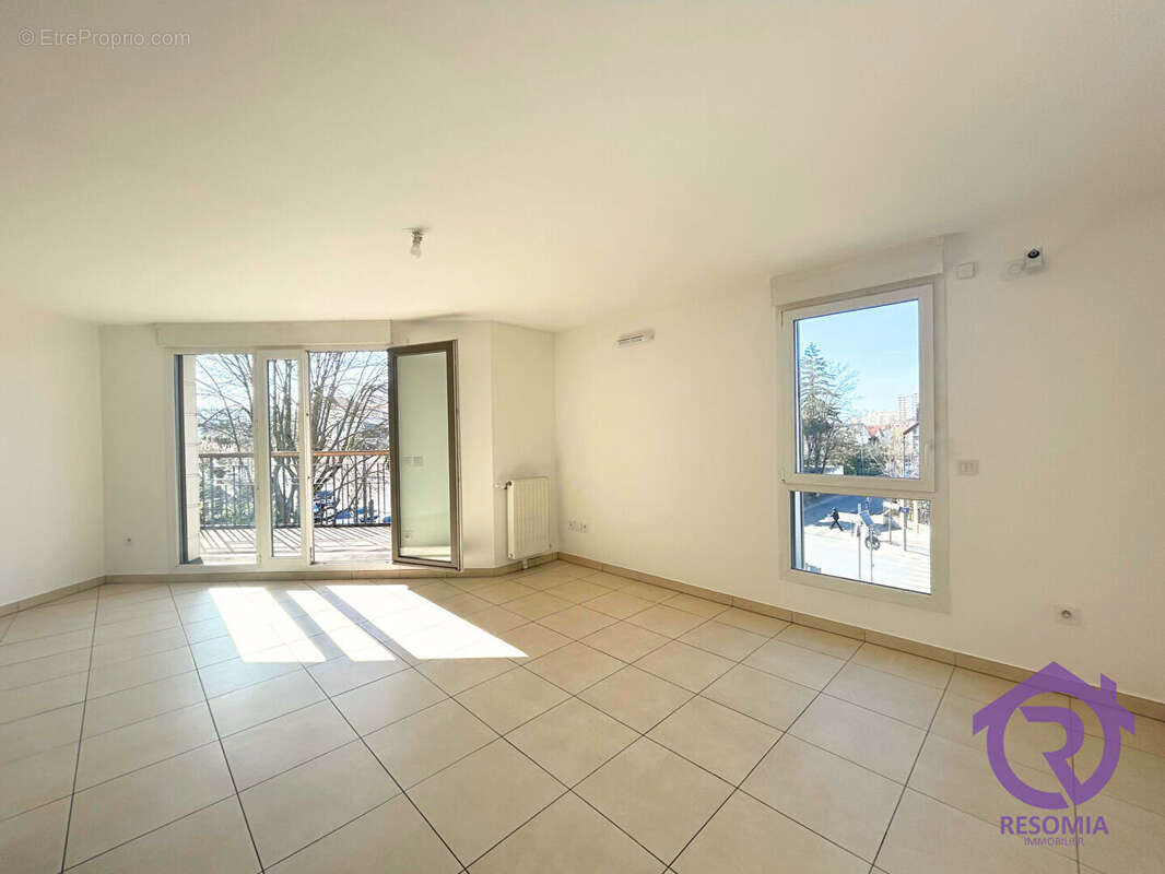 Appartement à CHATILLON