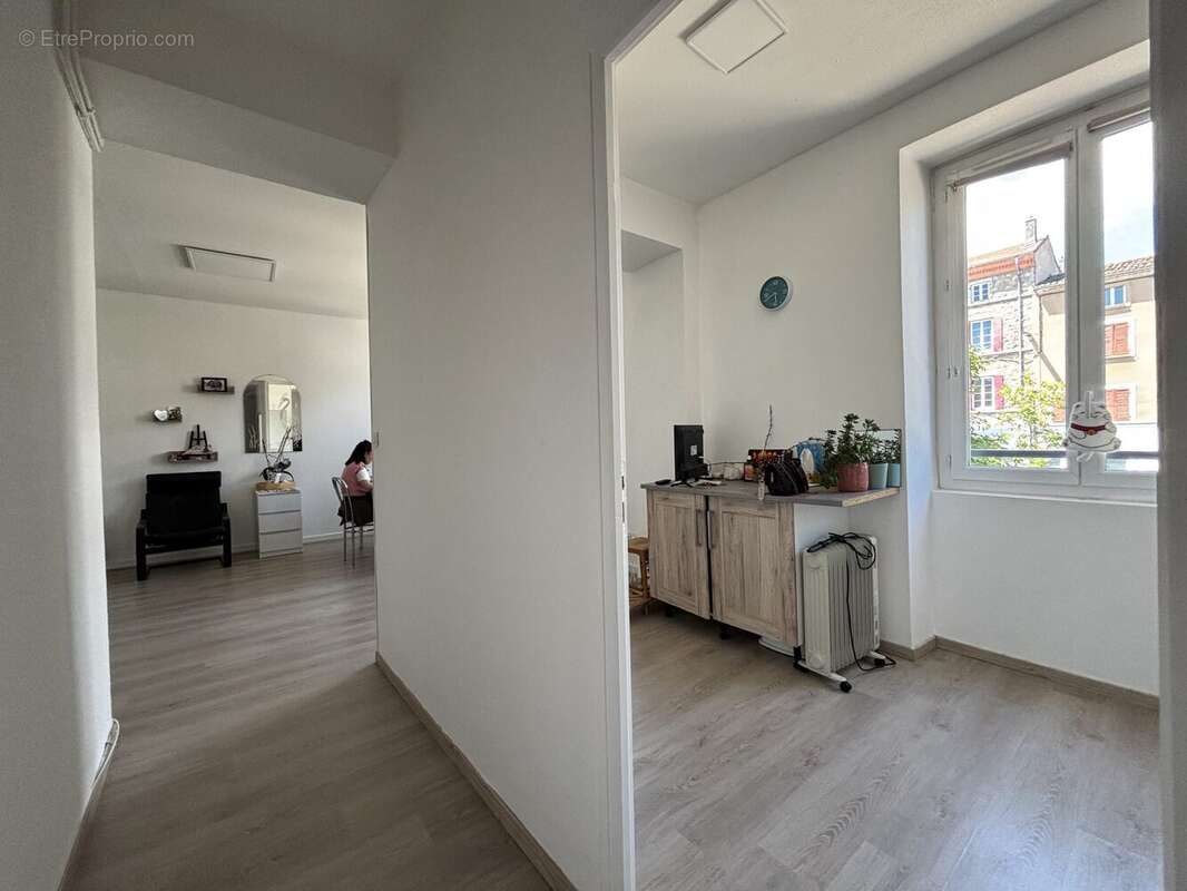 Appartement 57 m² à Pelussin  - photo 4