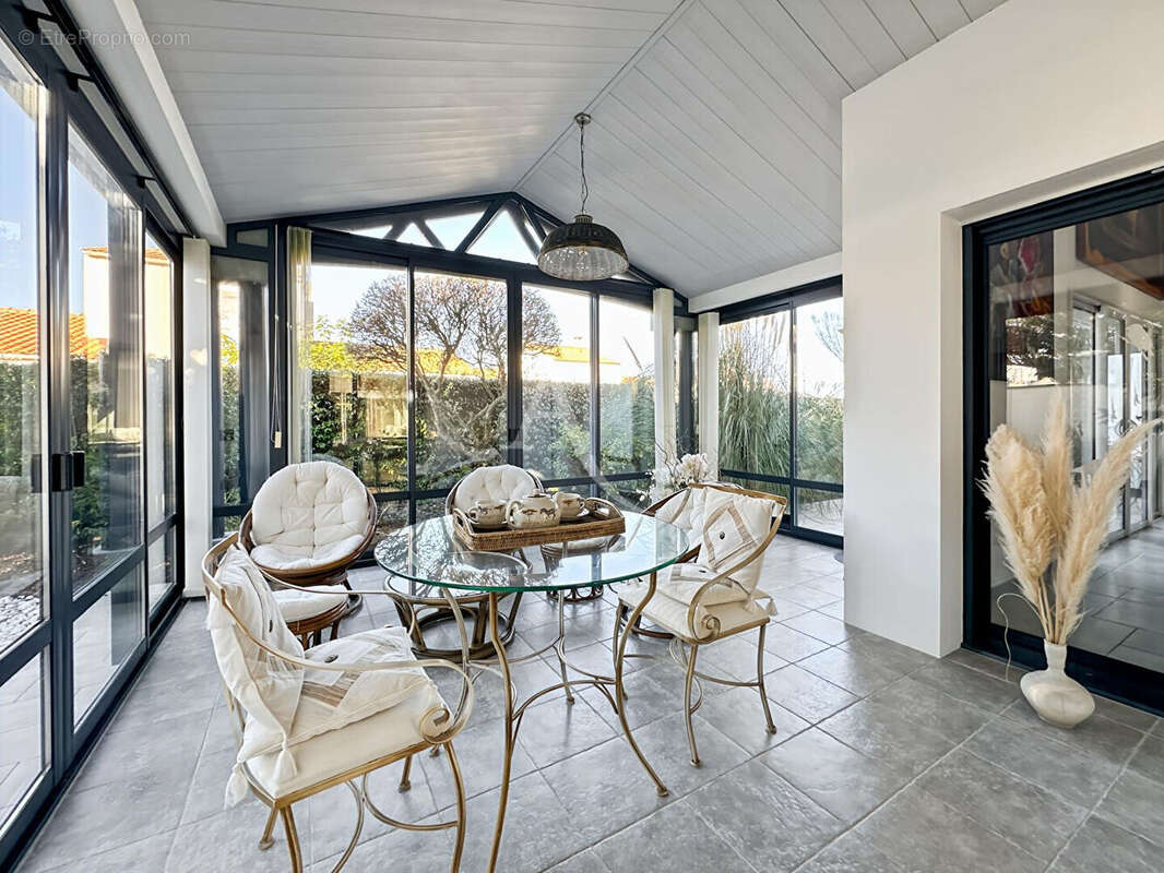 Maison contemporaine - au calme d'une impasse en centre-ville - photo 6