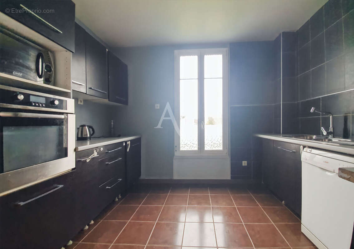 Maison à LES MUREAUX