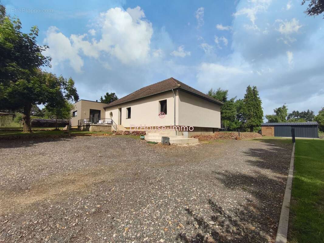 Maison 138 m² à Parigne-L'eveque  - photo 21