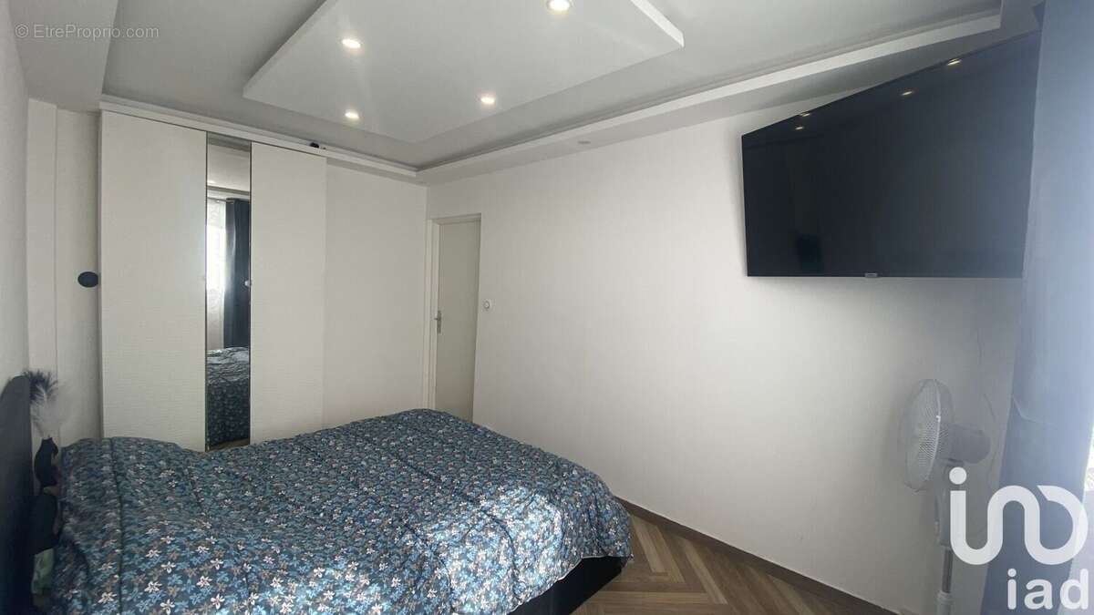 Photo 6 - Appartement à SAINT-CYR-L'ECOLE