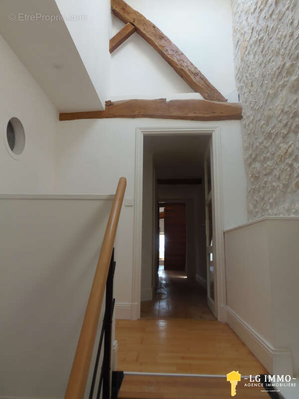 Appartement à MORTAGNE-SUR-GIRONDE