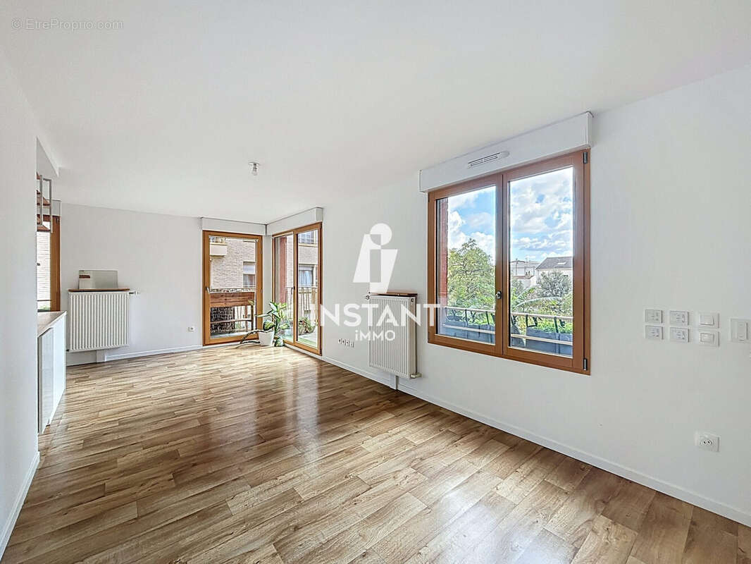Appartement à IVRY-SUR-SEINE