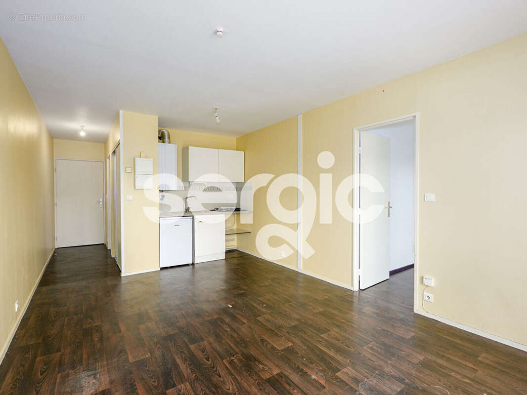 Appartement à SAINT-GERMAIN-LES-CORBEIL
