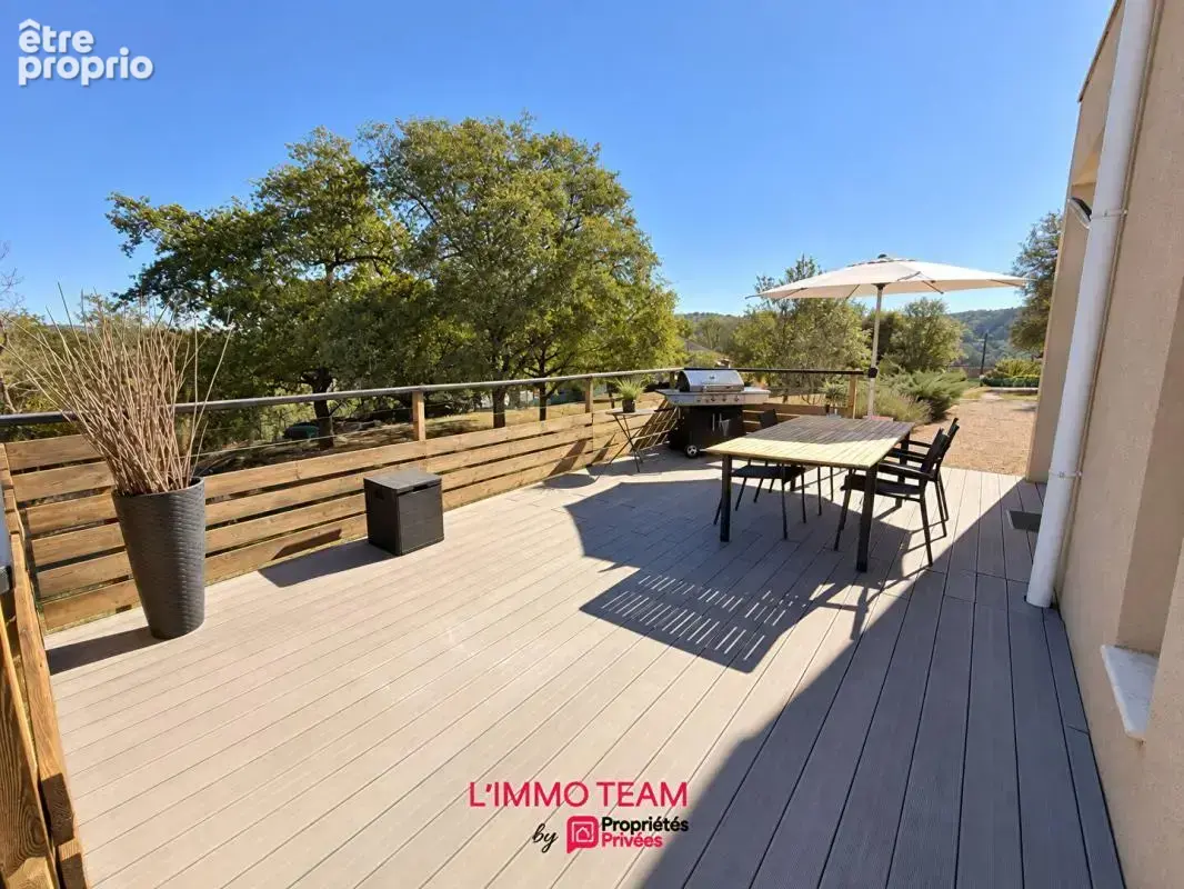 Villa contemporaine T4 avec piscine sur 13000m² de terrain au calme à 10 minutes de CAHORS - photo 4