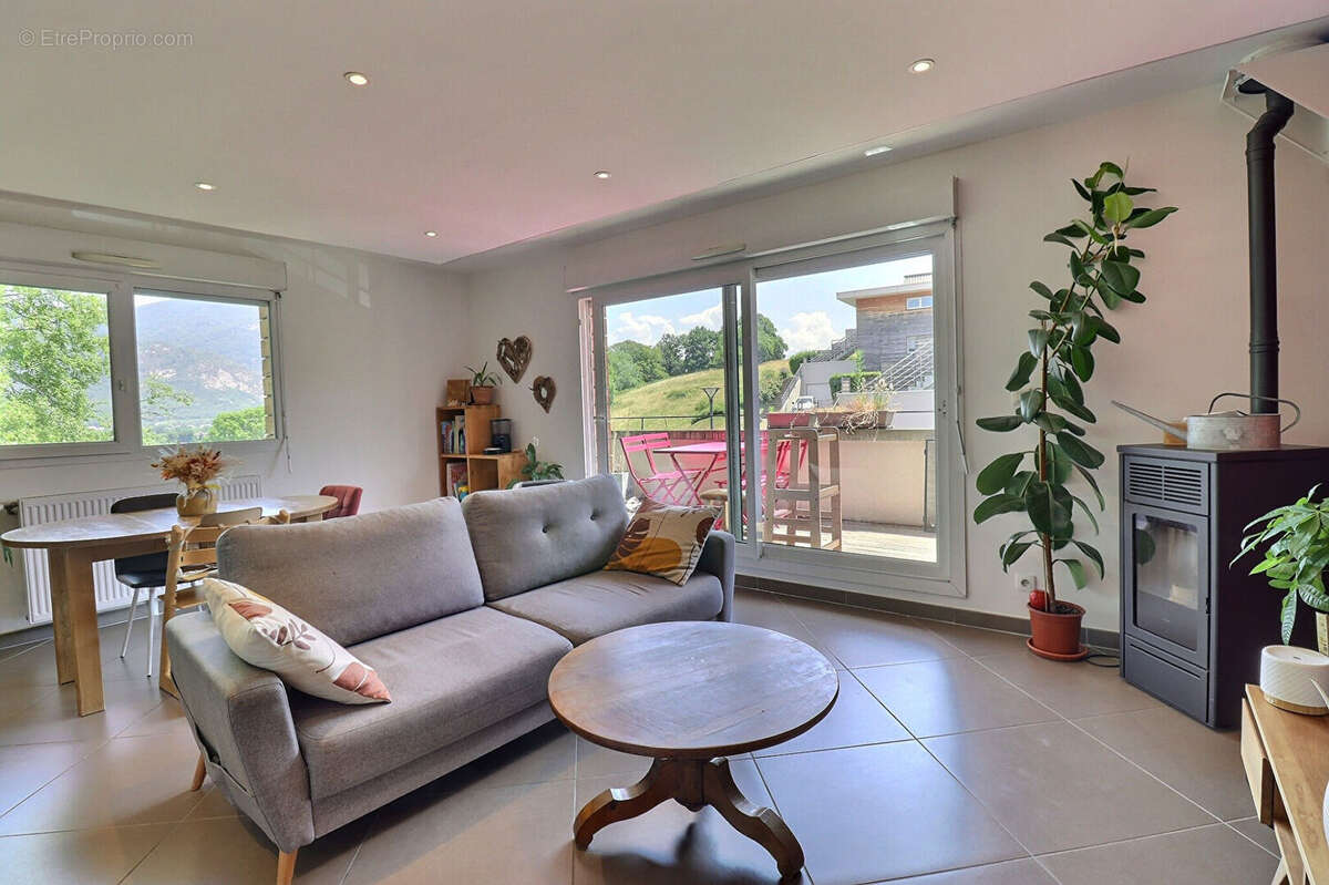 Appartement à LA RAVOIRE