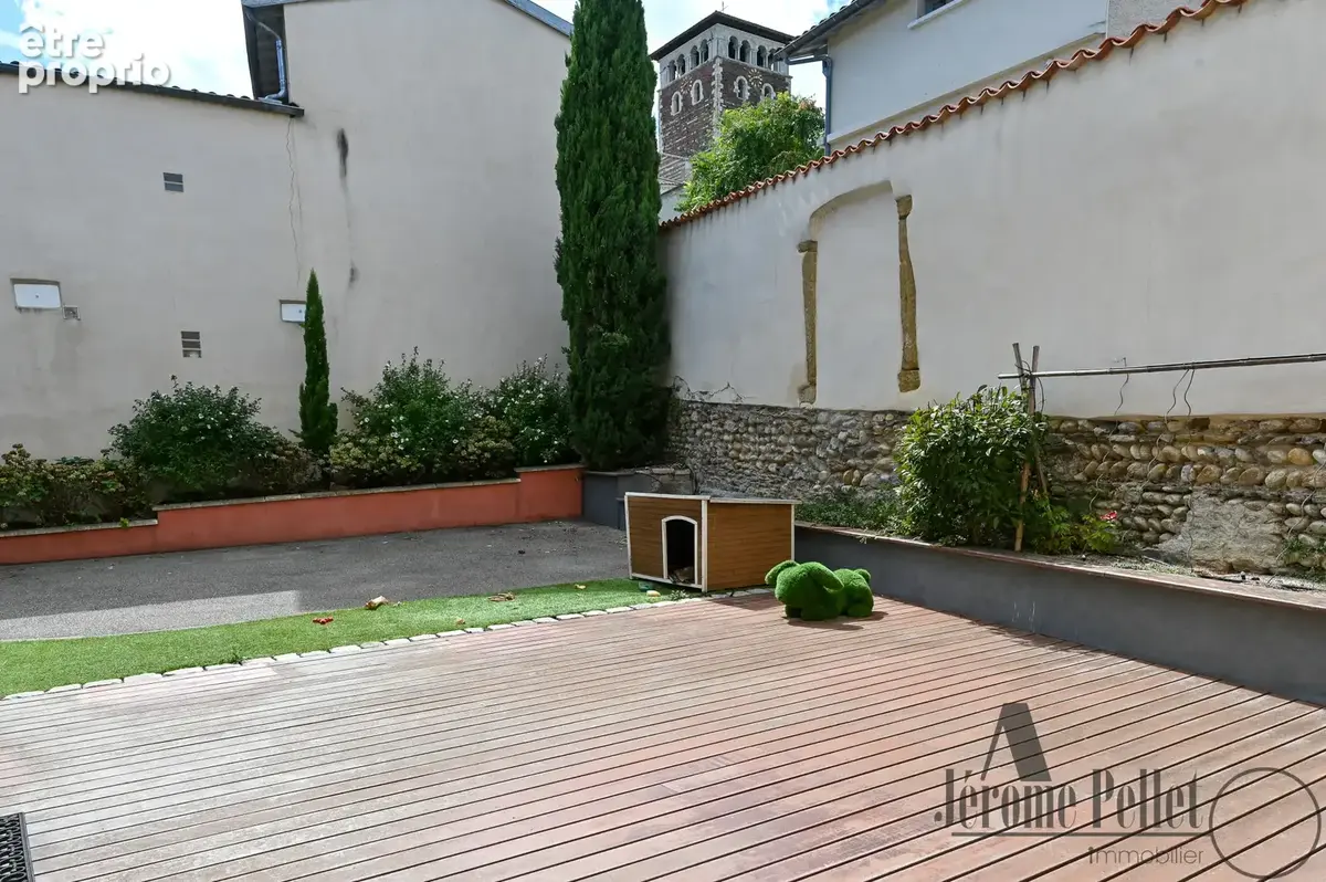 Exclusivité   bien d’exception au cœur du vieux ternay - photo 4