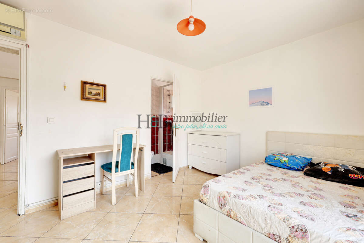 Rare à Noisy-le-Sec   Maison d’investissement de 381 m2 avec 13 espaces locatifs et fort potentiel de valorisa - photo 16