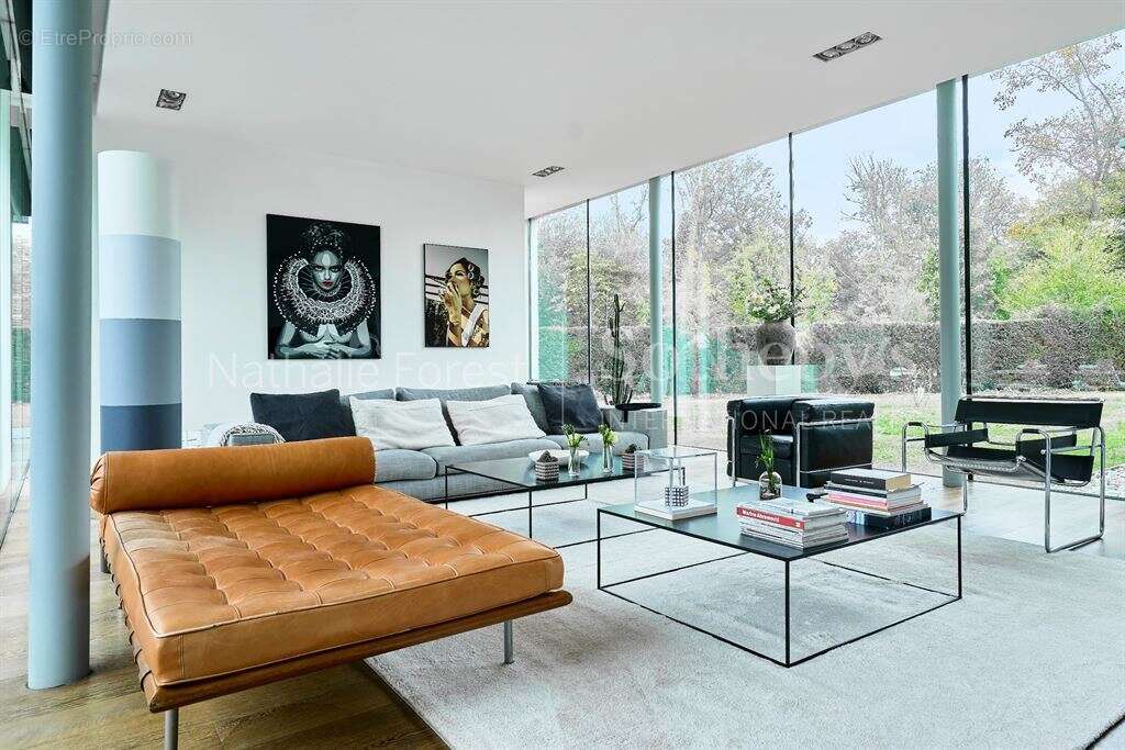 Exclusivité . Bondues  , Rare maison contemporaine sur 3800 m2 , 5 chambres,piscine extérieure. - photo 14